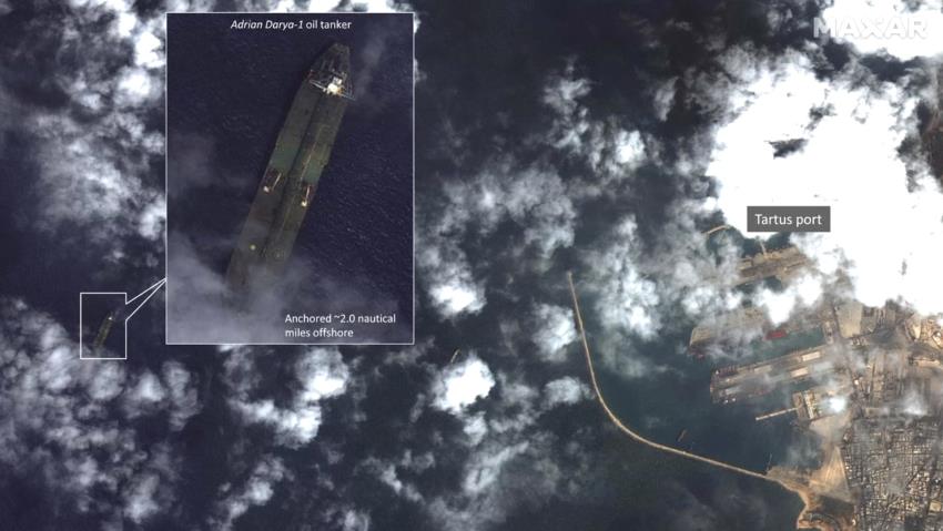 Citra Satelit Menunjukkan Kapal Tanker Iran yang Pernah Ditangkap Berlabuh di Tartous Suriah